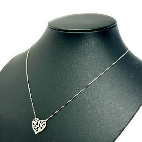 TIFFANY Co Silver Olive Green Leaf Heart Necklace - Picture 2 of 7